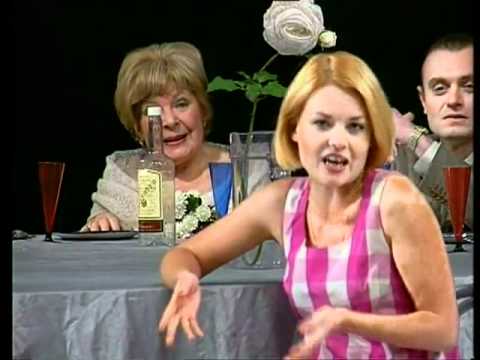 Видео: Вышел ангел из тумана