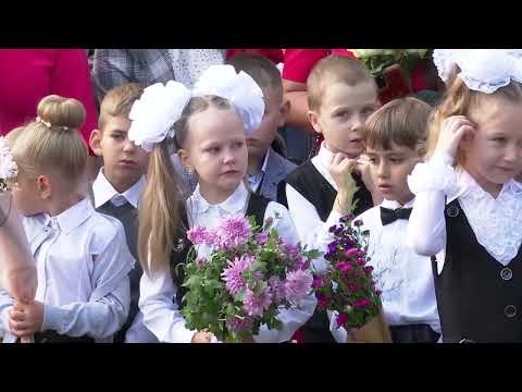 Видео: Линейка в школе Старобина