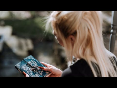 Видео: 💍👑Чия любима ''Вещица"  сте Вие? 🦋За кого сте специалната жена? 🥰