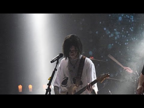 Видео: Джизус – Двери