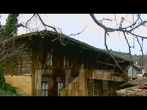 Видео: ПЪТУВАЙ С БНТ2: ПО КОЛЕДА В ЖЕРАВНА (2017)