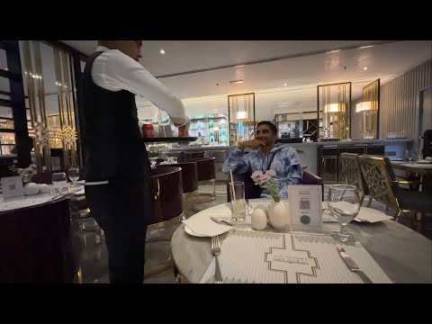 Видео: Выходной . Ресторан . Шампанское . Так и живем в Дубае