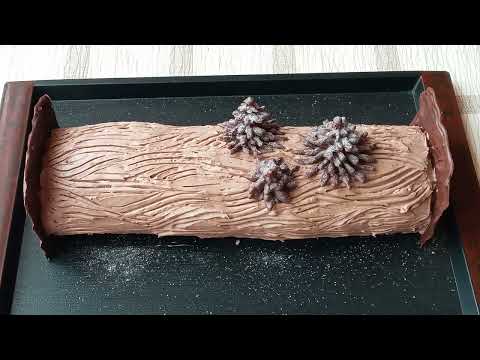 Видео: Шоколадный рулет с вишней.  Chocolate roll with cherries.