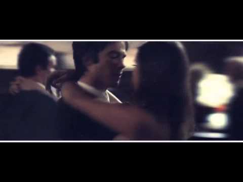 Видео: Деймон и Елена|Damon and Elena - Счастлива с тобой