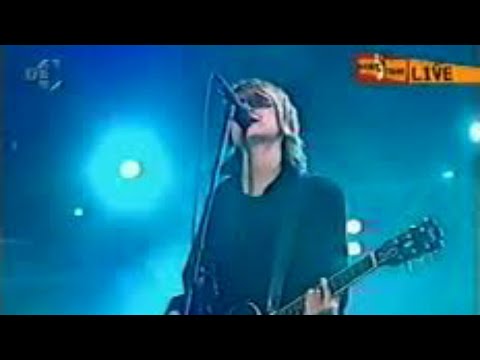 Видео: Земфира - Траффик [Нашествие 10.08.2002]