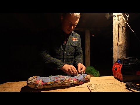 Видео: Живём на избе. Рыбалка на хариуса. Пробую рыбу спустя месяц.