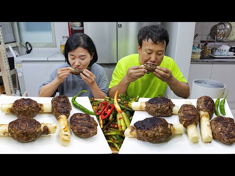 Видео: Ттокгалби (короткие ребрышки на гриле), Ёлму кимчи (молодая летняя редька кимчи) МУКБАНГ