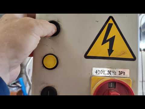 Видео: Подъёмник "RAV" 4 тонны теперь и в нашем гараже.