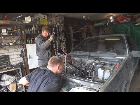 Видео: ПРОКАЧАЛИ ДВИГАТЕЛЬ, ПЕРЕСТАВИЛИ ПОЧТИ ВСЁ. ВАЗ 2113