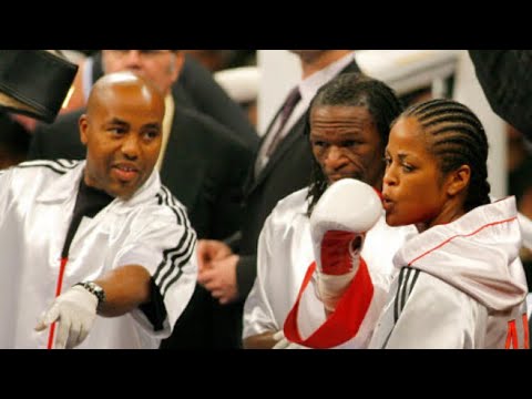 Видео: Лайла Али против Кристи Мартин: полные моменты боя