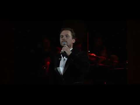 Видео: Севастьян Мартынюк - «Мелодия» А.Пахмутова, Н.Добронравов.