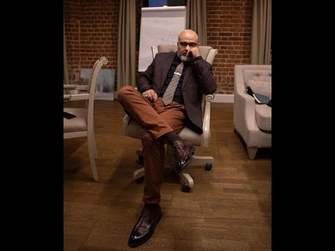 Видео: Моно-студия наращивания волос. Сколько можно заработать? Как организован этот бизнес?