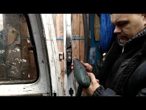 Видео: ФОРД ТРАНЗИТ, РЕМОНТ ПЕТЕЛЬ ЗАДНИХ ДВЕРЕЙ