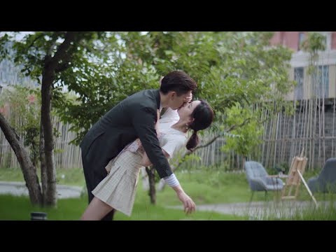 Видео: Генеральный директор узнал, что Золушка тоже любила его и