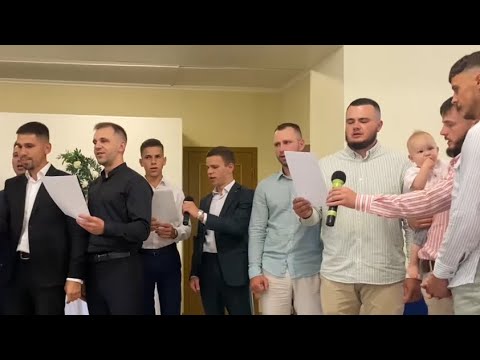 Видео: Прости, отец | пение от сыновей на свадьбе Петра и Валентины Новиковых