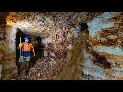 Видео: Добытчик опалов обнаружил подземный каскад грязи, наполненный драгоценными камнями стоимостью в т...