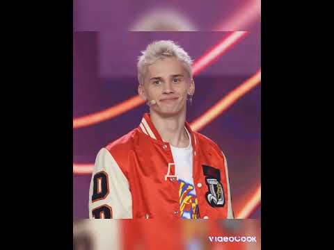 Видео: король школы влюбился в ботаншу 4 серия .