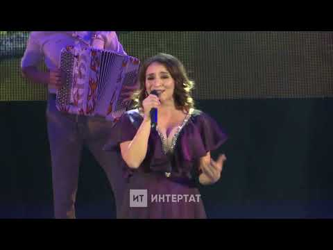 Видео: Зөлфирә Шәйдуллина “Сагыну” җырын башкара