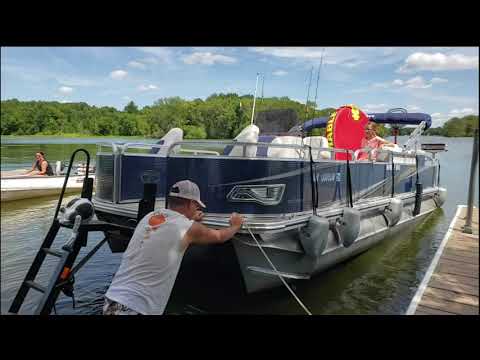 Видео: Обзор двухъярусных прицепов-планок для легкого спуска понтона