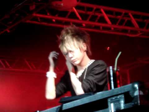 Видео: Kiro dj set - Бис- Катя