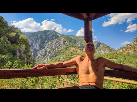 Видео: В Северозапада с Колело и Палатка за Две Седмици - Юли 2025