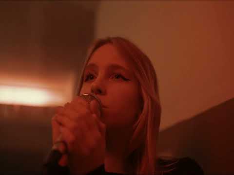 Видео: AGlivewith renie cares - чому? (Kyiv 2022)