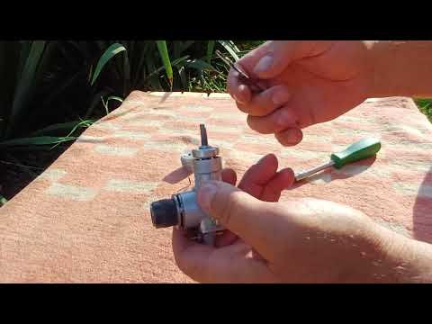 Видео: Микродвигатель МК-12В 1979 года Что у него внутри