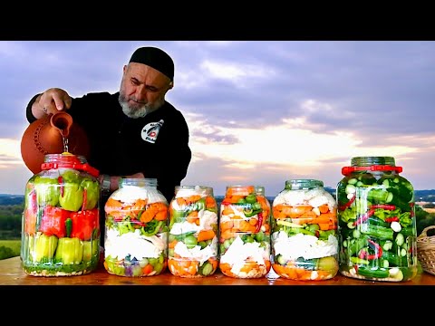Видео: Сохраните осенние дары! 🍁🥒 Простые деревенские соленья! Хрустящее наслаждение! ASMR