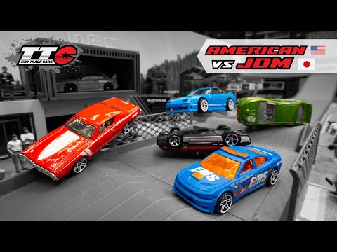Видео: Я участвовал в гонках Hot Wheels American против JDM Cars на безумной трассе