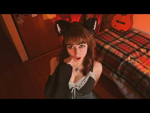 Видео: ⋆｡‧˚ʚ ПОДОЗРИТЕЛЬНАЯ ДЕВУШКА 1,48 см НЮХАЕТ ASMR шепотом ɞ˚‧｡⋆