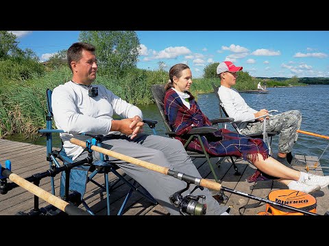 Видео: Поехали за КАРПОМ, но такую РЫБУ ловим первый раз! Семейная рыбалка на карпа с ночевкой. Флэт фидер