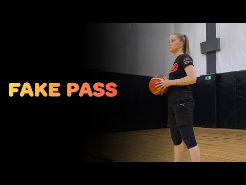 Видео: БАСКЕТБОЛ | FAKE PASS
