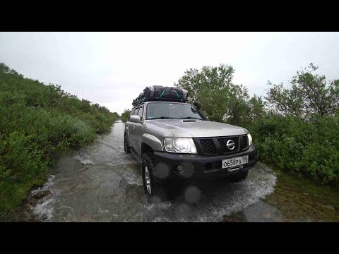 Видео: ТУРИСТы в Экспедиции на край Земли. Часть II. Полуостров Средний. Скалы "Два Брата". Увидели КИТОВ!