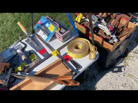 Видео: Посещение блошиного рынка