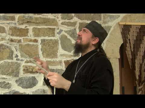 Видео: Игуменът на манастира "Св. Арх. Михаил" отец Дмитрий с послания за Великденските празници
