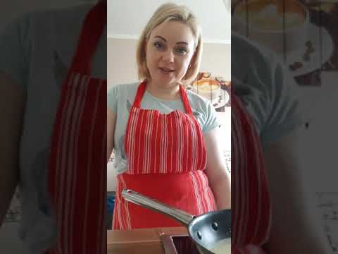 Видео: Готовлю блины и рассказываю о себе