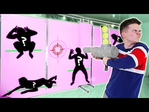 Видео: СТРЕЛЯЙ В ЧЕЛОВЕКА ЗА ГИГАНТСКОЙ СТЕНОЙ !