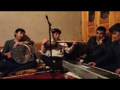 Видео: Муҳаммадтобеъ Хурсандов- Куҳистонро тамошо кун محمد تابع خرسندوف - کوهستان را تماشا کن