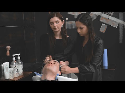 Видео: Ось що я називаю ПОВНИЙ СЕРВІС - Ретельне гоління і не тільки в 99 Barbershop