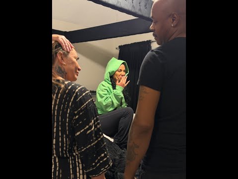 Видео: Когда Мелиса просит Голливуд дать изголовью отдохнуть, пока она там!