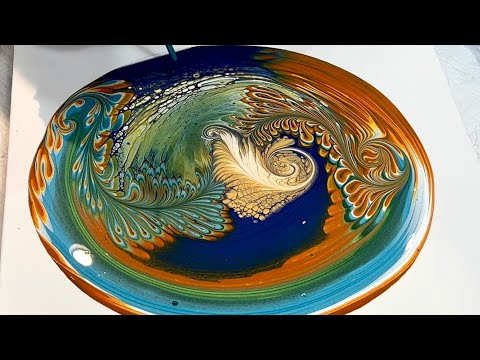 Видео: Вперёд, три! Трио перьевого наслаждения! Заливка краской — жидкая краска