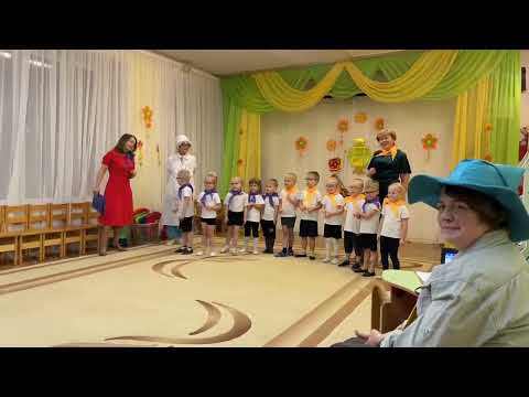 Видео: Физкультурный досуг в средней группе "Зайчата" "Вместе с мамами!"