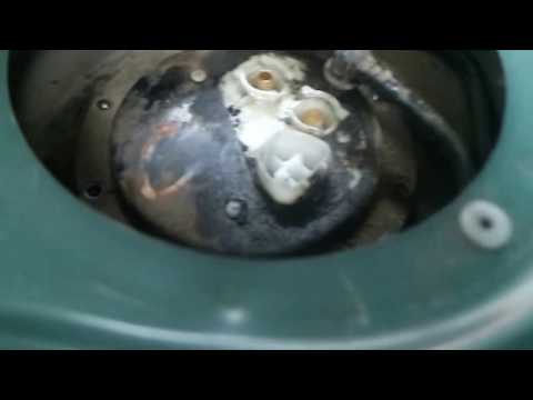 Видео: Ремонт Toyota LC100 (топливная система)