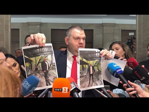 Видео: 💥Google maps издаде Бойко Рашков и момичето с пеньоара, навесът на Мухарем “Мухата”, е в Хасково