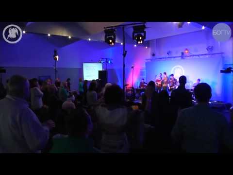 Видео: Филипп Реннер, поклонение (Пенуэл 2014, День 3)