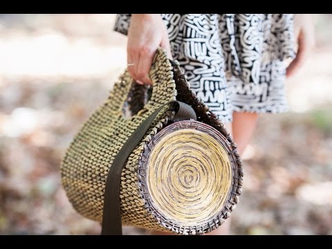 Видео: Плетёная сумка "полено" из бумажной лозы