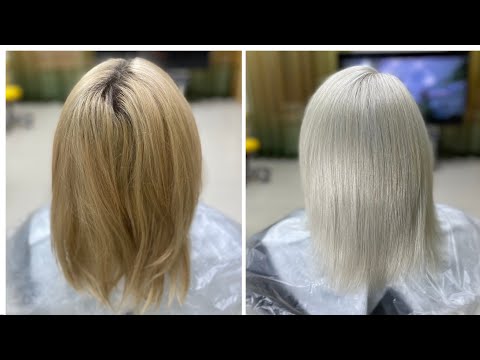 Видео: Белоснежный ❄️ холодный блондин. Обесцвечивание желтых, отросших волос - чистый белый блонд❤️