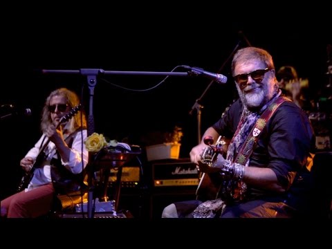 Видео: БГ. Герои Рок'н'Ролла (Молодая шпана)