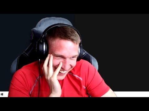 Видео: Ресторатор играет в Элиас на английском языке