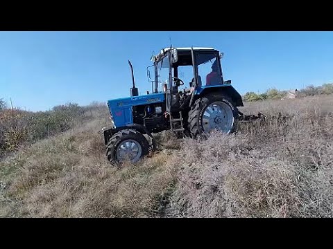 Видео: МТЗ 82.1 вспашка целины